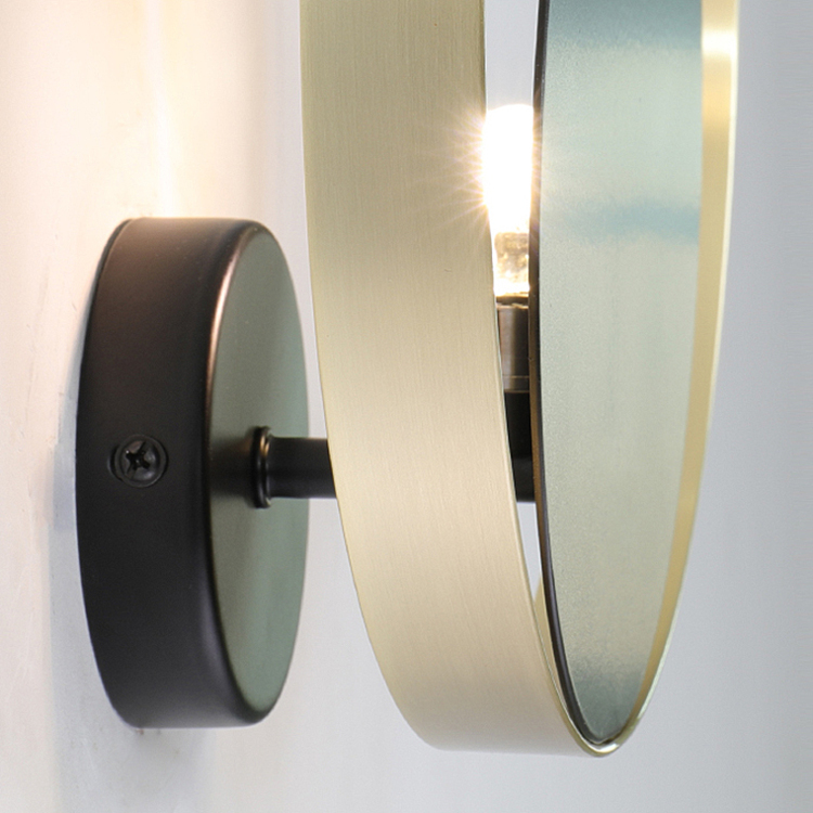 Wall Lamp Pound