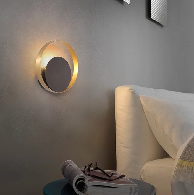 Wall Lamp Pound