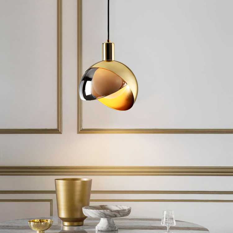 Pendant Lamp Pilcher